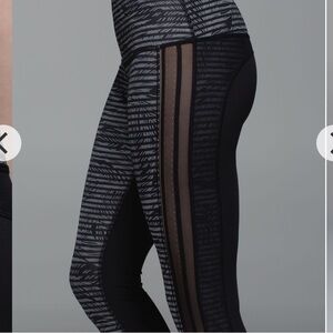 Lululemon Wunder Under Size 6 Luxtreme (Roll Down) Stripe Play Slate Black/Black